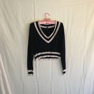 🔳 LONG SLEEVED V NECK 🔳